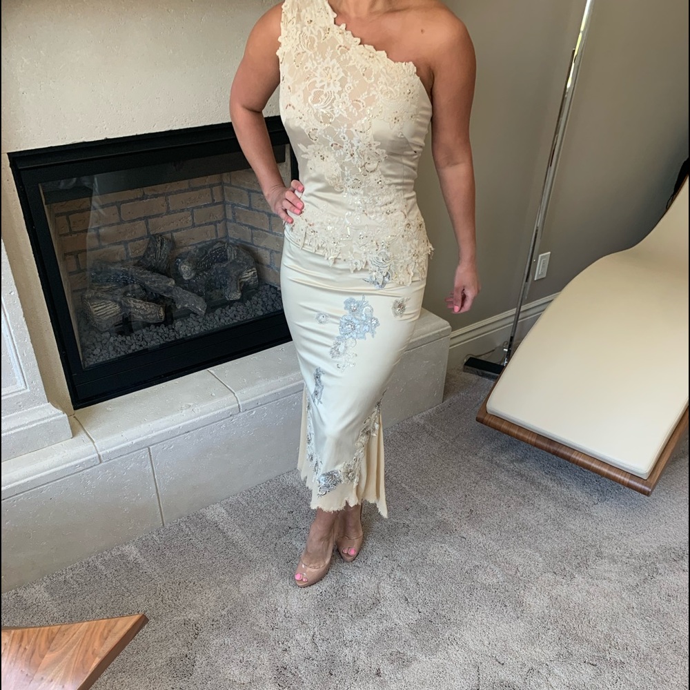 Mandalay Cream two piece with gold and silver